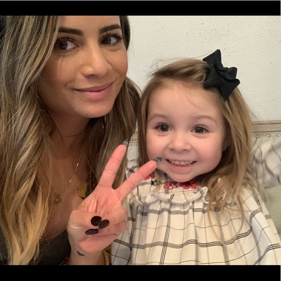 Meet your Posher, Kimberly - Picture 2 of 3